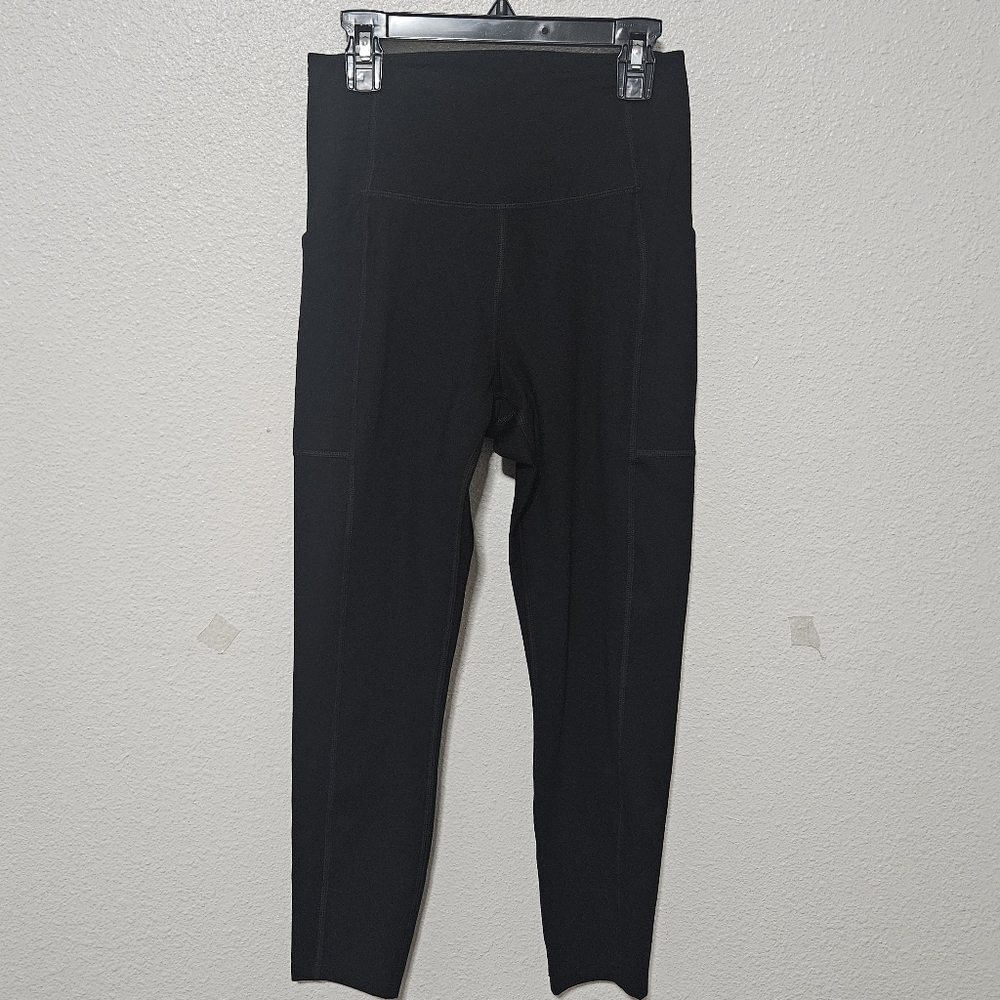 girlfriend Collective leggings side pockets size small